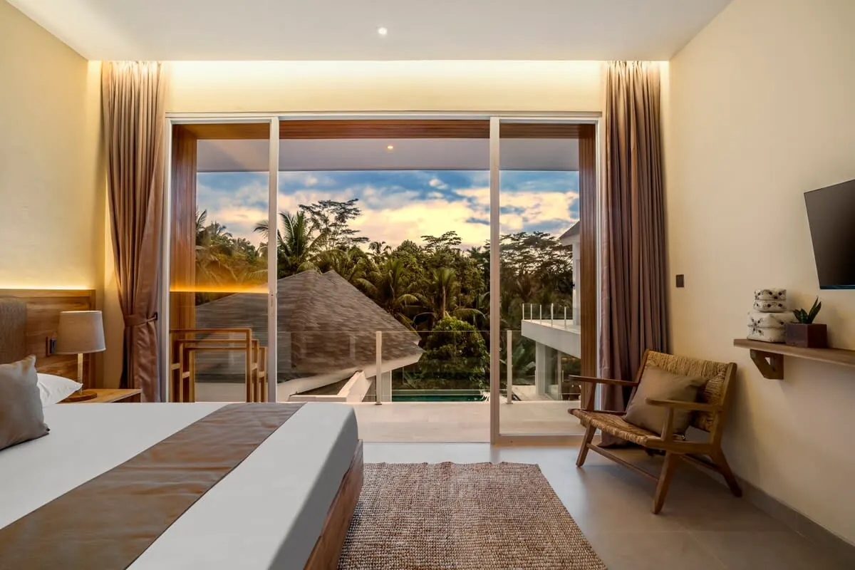 6 BR Infinity-Pool Jungle Retreat Ubud — 6BR Villa Rental in Ubud — image 9