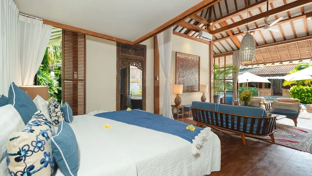 7 BR Private Retreat Canggu — 7BR Villa Rental in Canggu — image 9