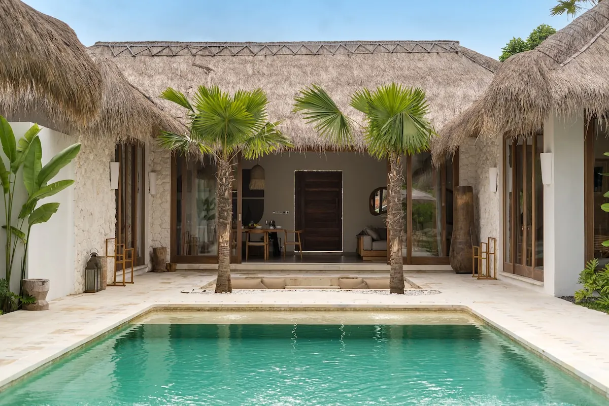 4 BR Thatched Courtyard Villa Ubud — 4BR Villa Rental in Ubud — image 1