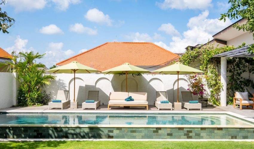 Seminyak Villa 326 — image 2
