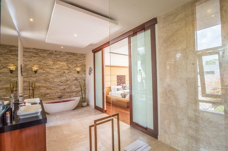 FREEDOM VILLA in Seminyak — image 18