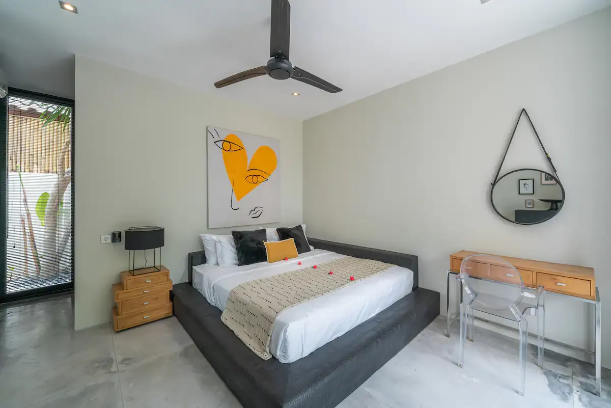 5 BR Rice-Field Pool Villa Canggu — 5BR Villa Rental in Canggu — image 11
