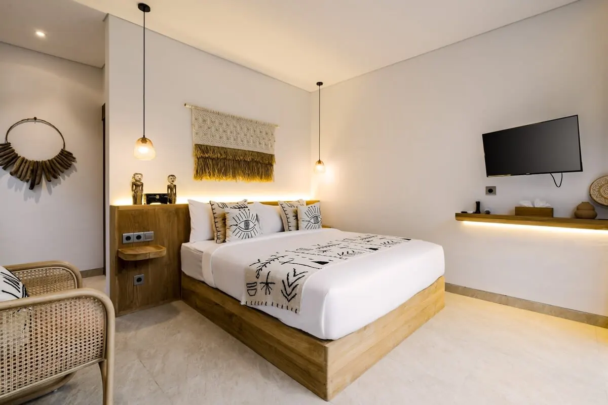 2 BR Tropical-Modern Infinity-Pool Villa Ubud — 2BR Villa Rental in Ubud — image 13