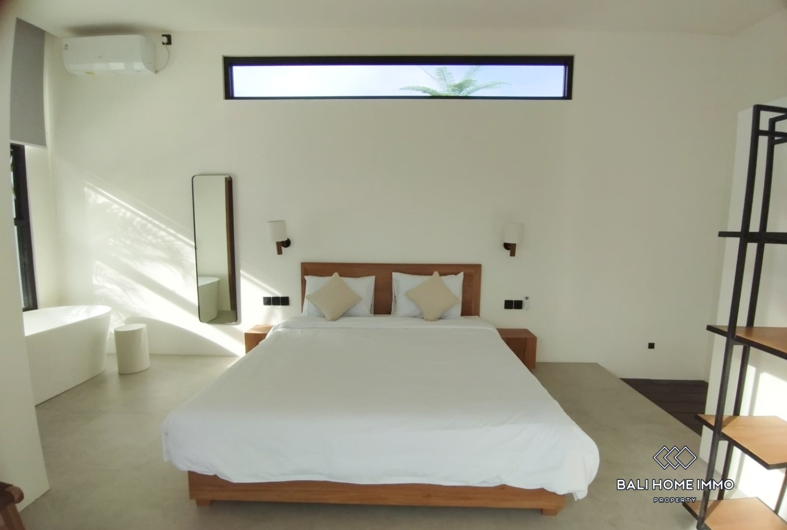 beautiful 1 bedroom loft for rent in Pererenan Bali — image 4