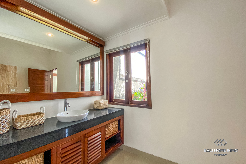 Beautiful 2 Bedroom Villa for monthly rental in Canggu Bali near Berawa — image 19