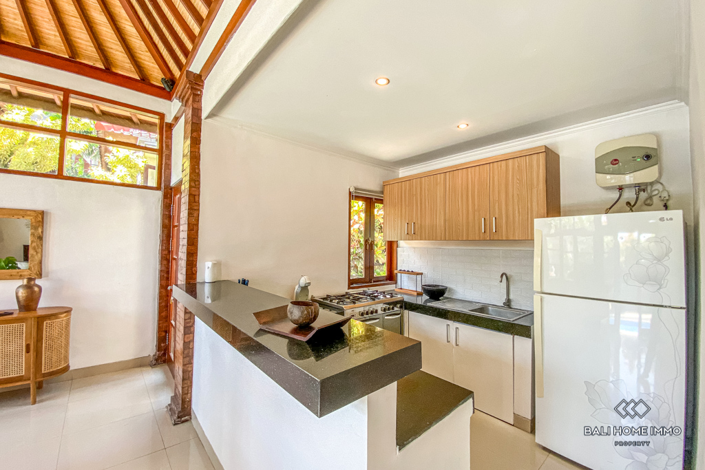 Beautiful 2 Bedroom Villa for monthly rental in Canggu Bali near Berawa — image 9