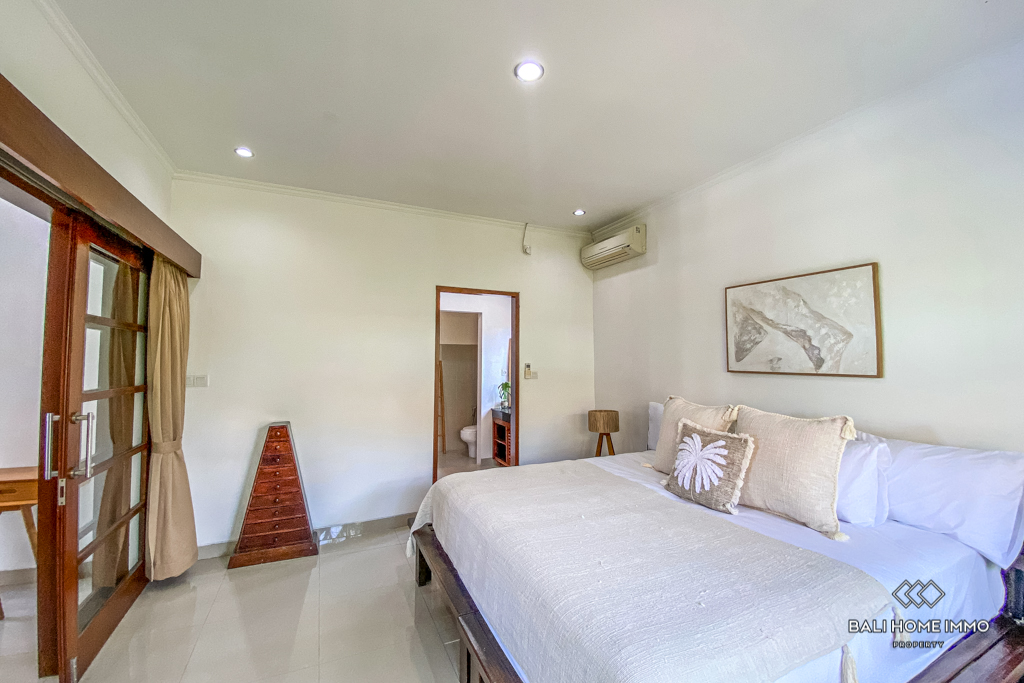 Beautiful 2 Bedroom Villa for monthly rental in Canggu Bali near Berawa — image 12