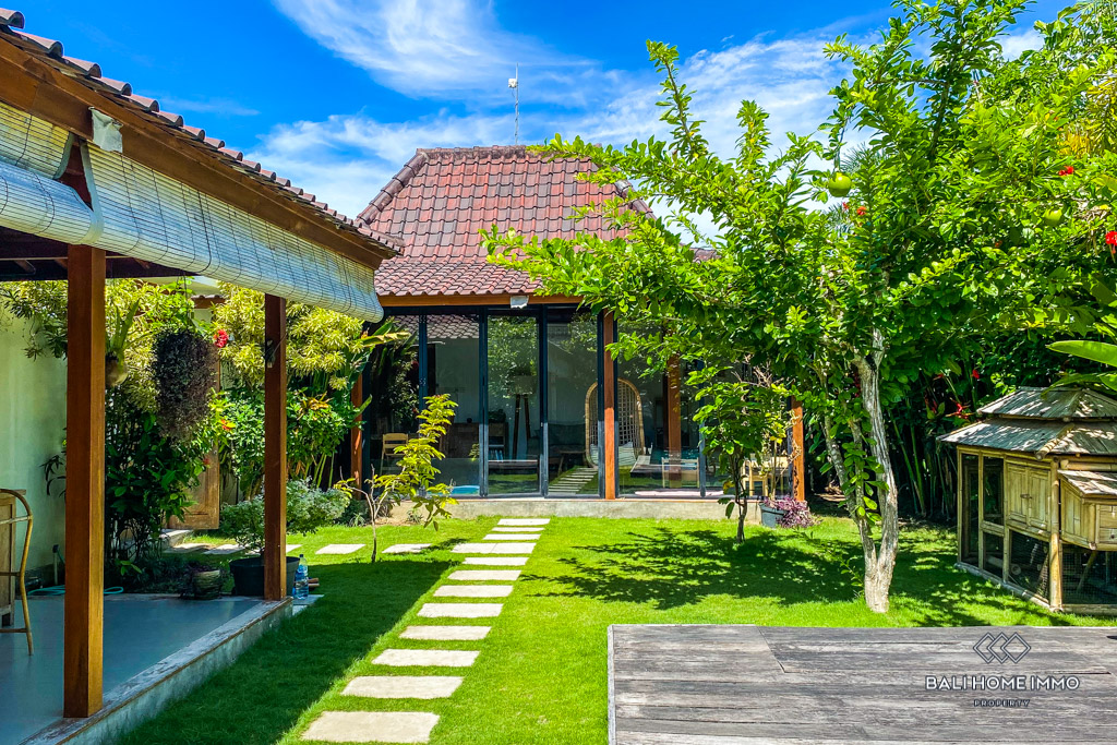 BEAUTIFUL 2 BEDROOM VILLA FOR YEARLY RENTAL NEAR SESEH BEACH BALI — image 18