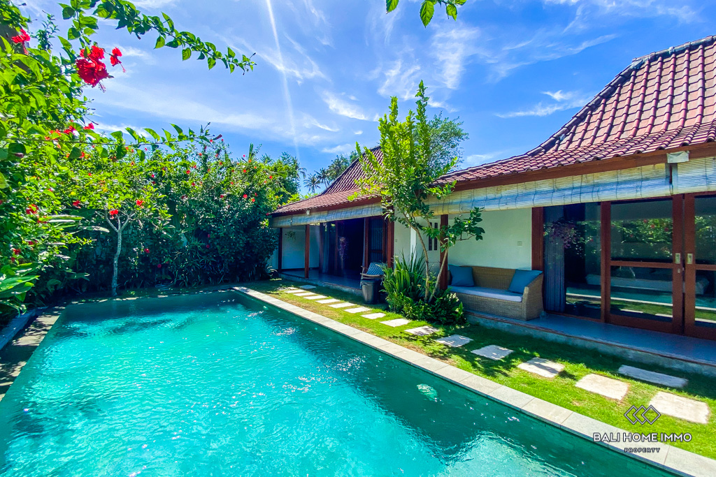 BEAUTIFUL 2 BEDROOM VILLA FOR YEARLY RENTAL NEAR SESEH BEACH BALI — image 15