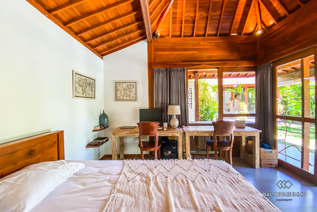 BEAUTIFUL 2 BEDROOM VILLA FOR YEARLY RENTAL NEAR SESEH BEACH BALI — image 13