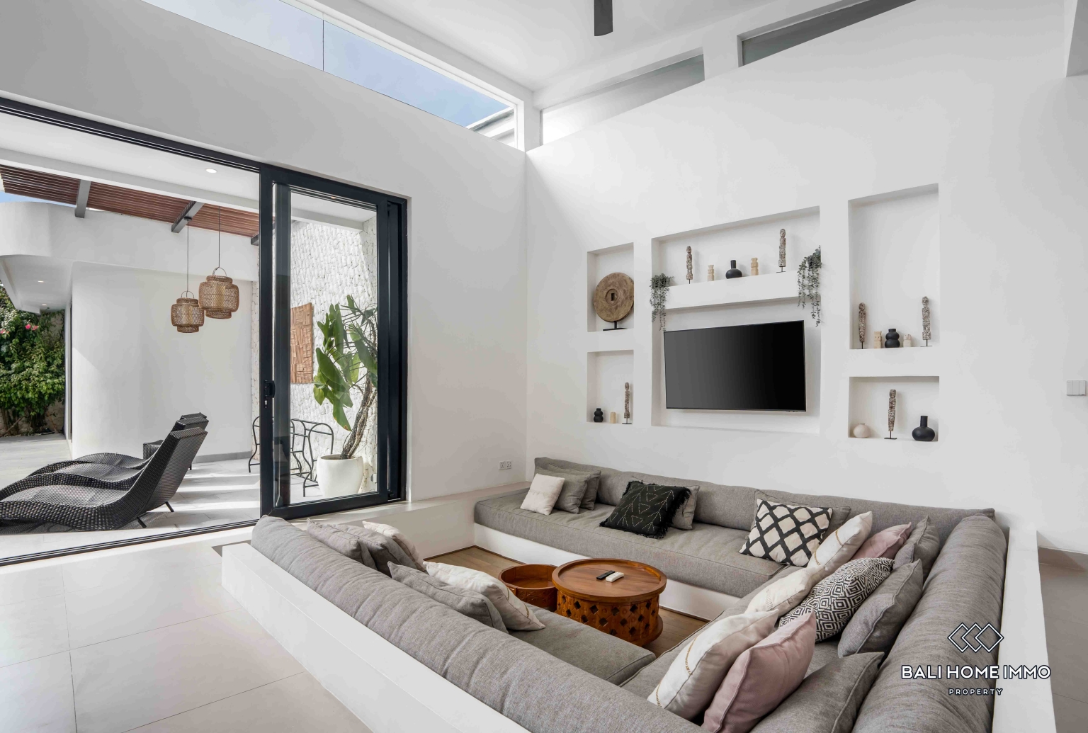 BEAUTIFUL 3 BEDROOMS VILLA FOR MONTHLY & YEARLY RENTAL IN BALI - BINGIN — image 3