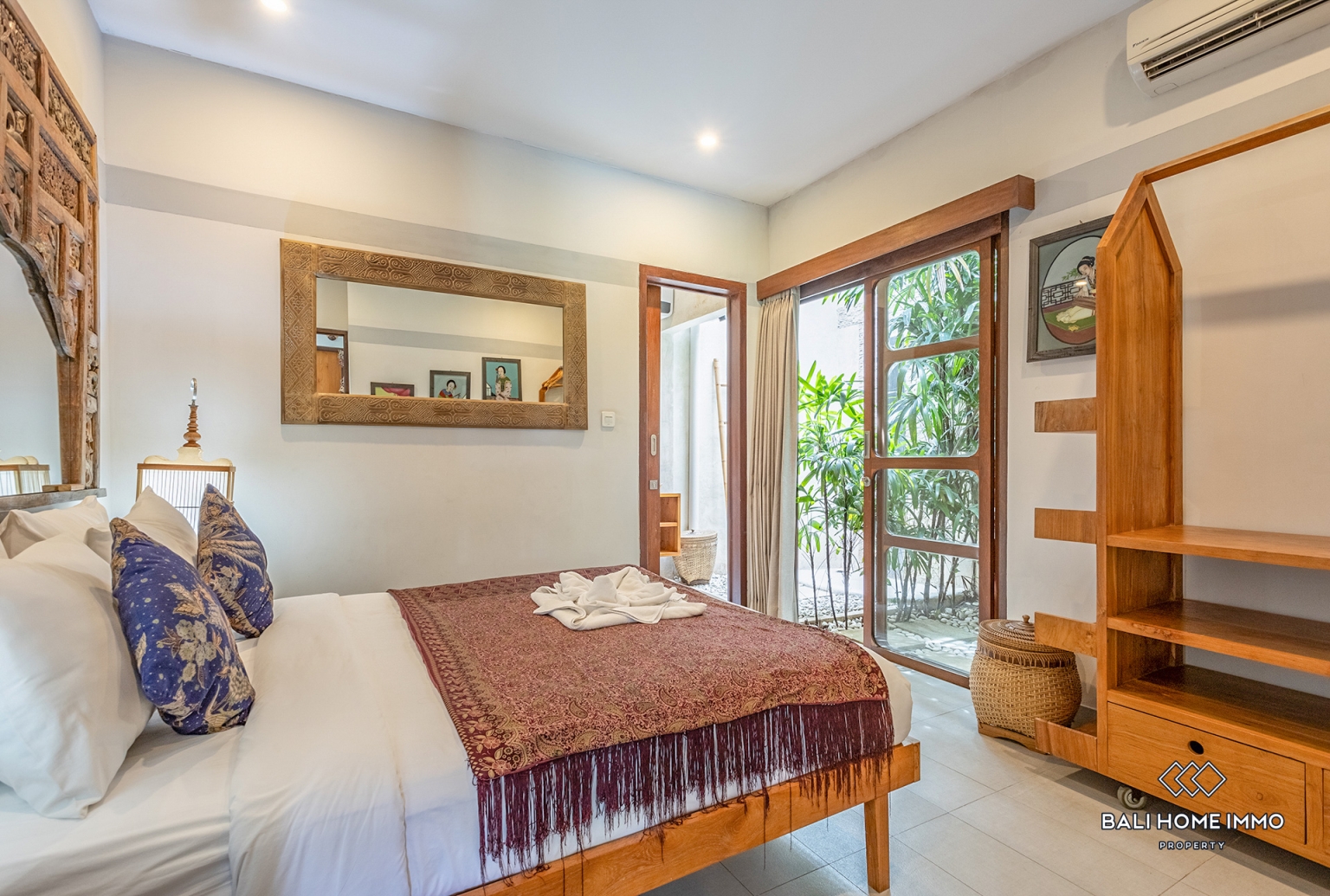 Beautiful 3 Bedrooms villa for Rental in Bali Canggu Berawa — image 11