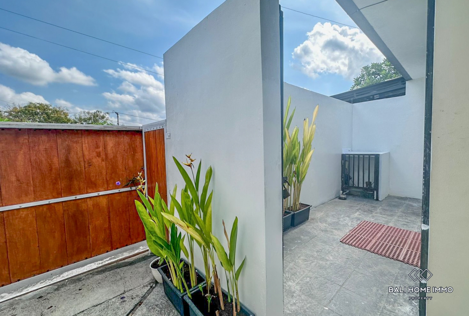 Beautiful 3 Bedrooms villa for rental in Canggu residential side — image 12