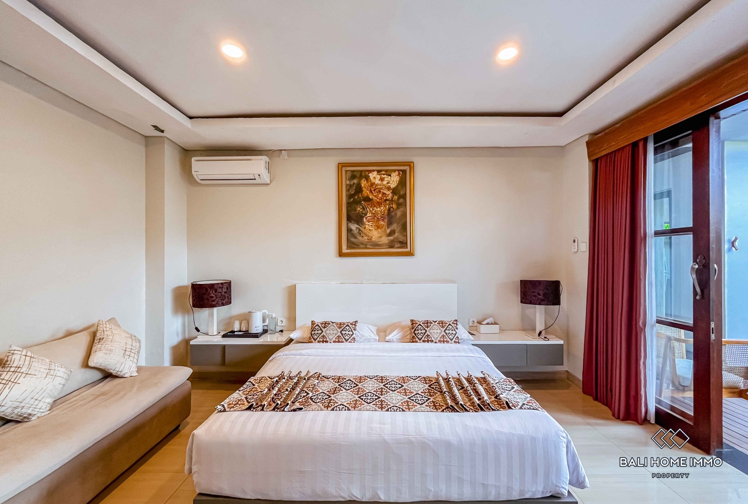 BEAUTIFUL 3 BEDROOMS VILLA FOR YEARLY AND MONTHLY RENTAL IN BALI - JIMBARAN — image 6