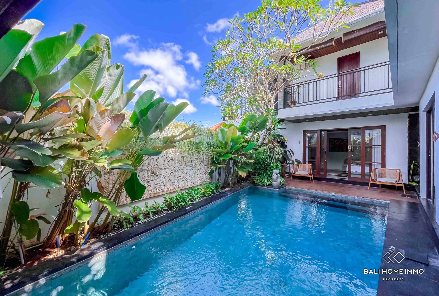 BEAUTIFUL 3 BEDROOMS VILLA FOR YEARLY AND MONTHLY RENTAL IN BALI - JIMBARAN — image 2