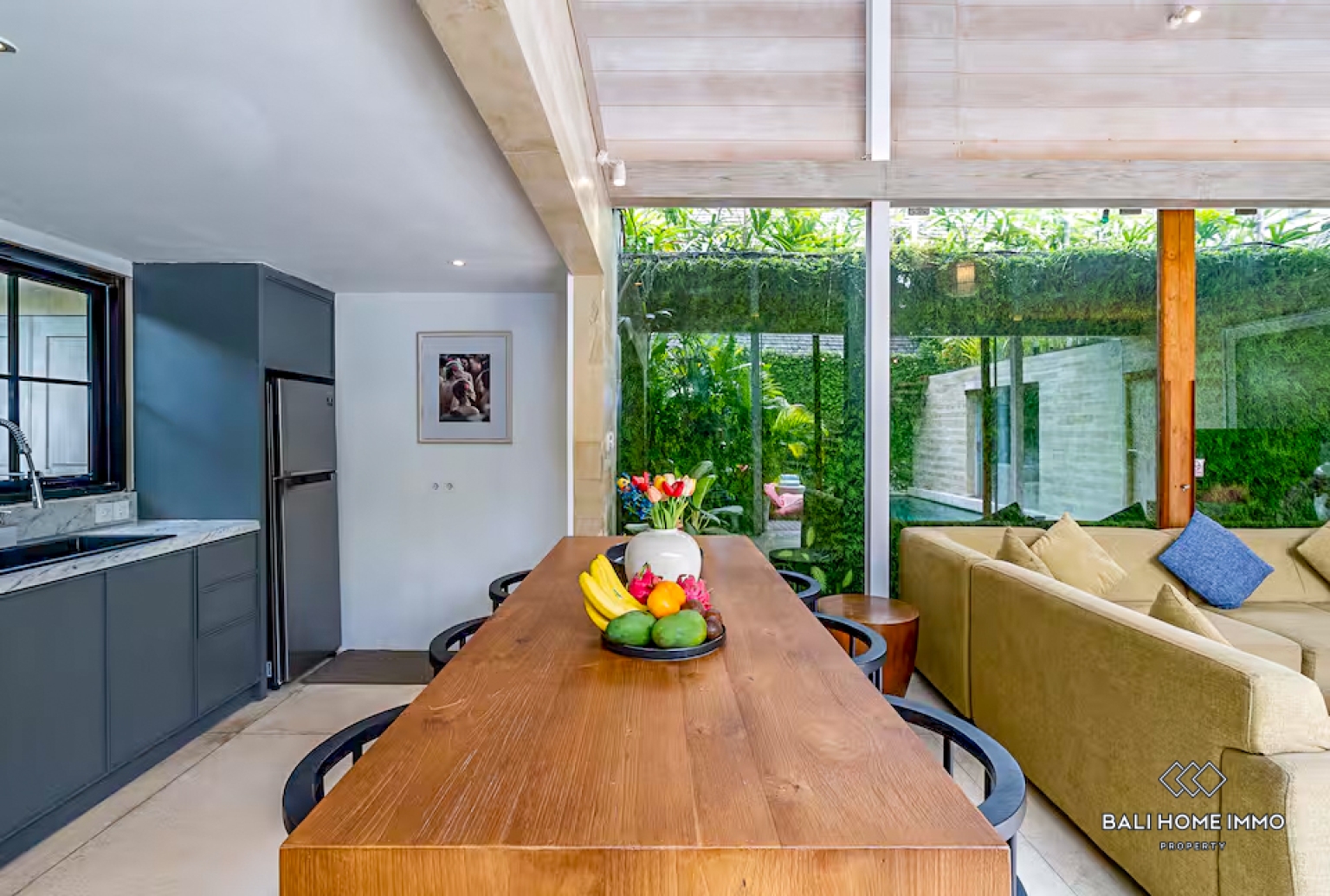 Beautiful 3 Bedrooms villa for yearly rental in Bali Canggu Batu bolong — image 6