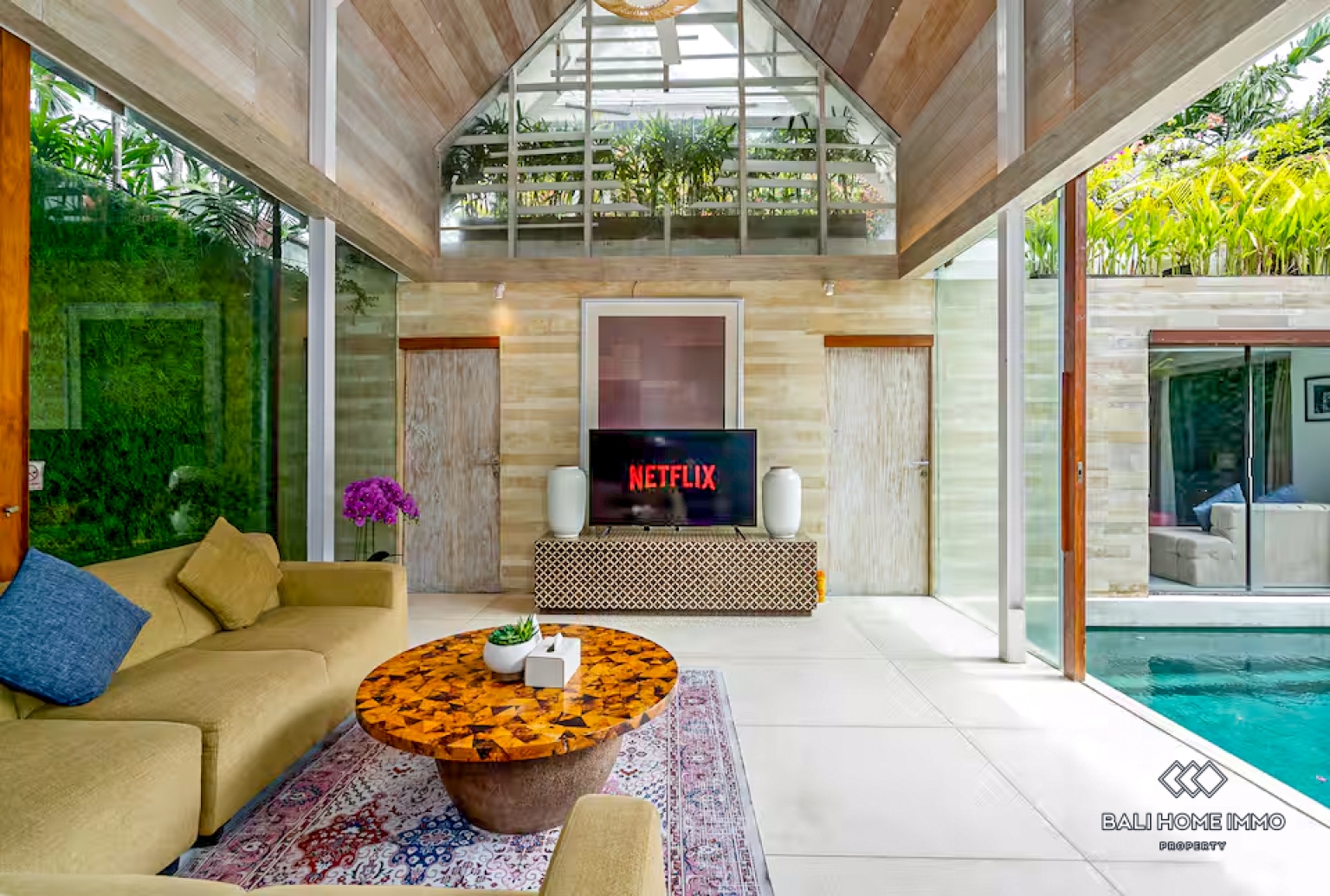 Beautiful 3 Bedrooms villa for yearly rental in Bali Canggu Batu bolong — image 2