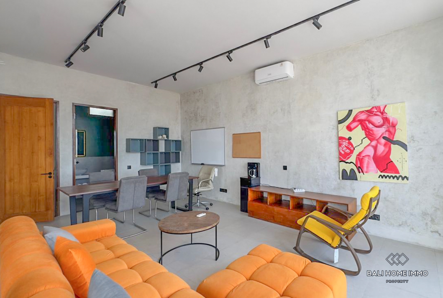 Beautiful 3 Bedrooms villa for yearly rental in Bali Canggu Berawa — image 6