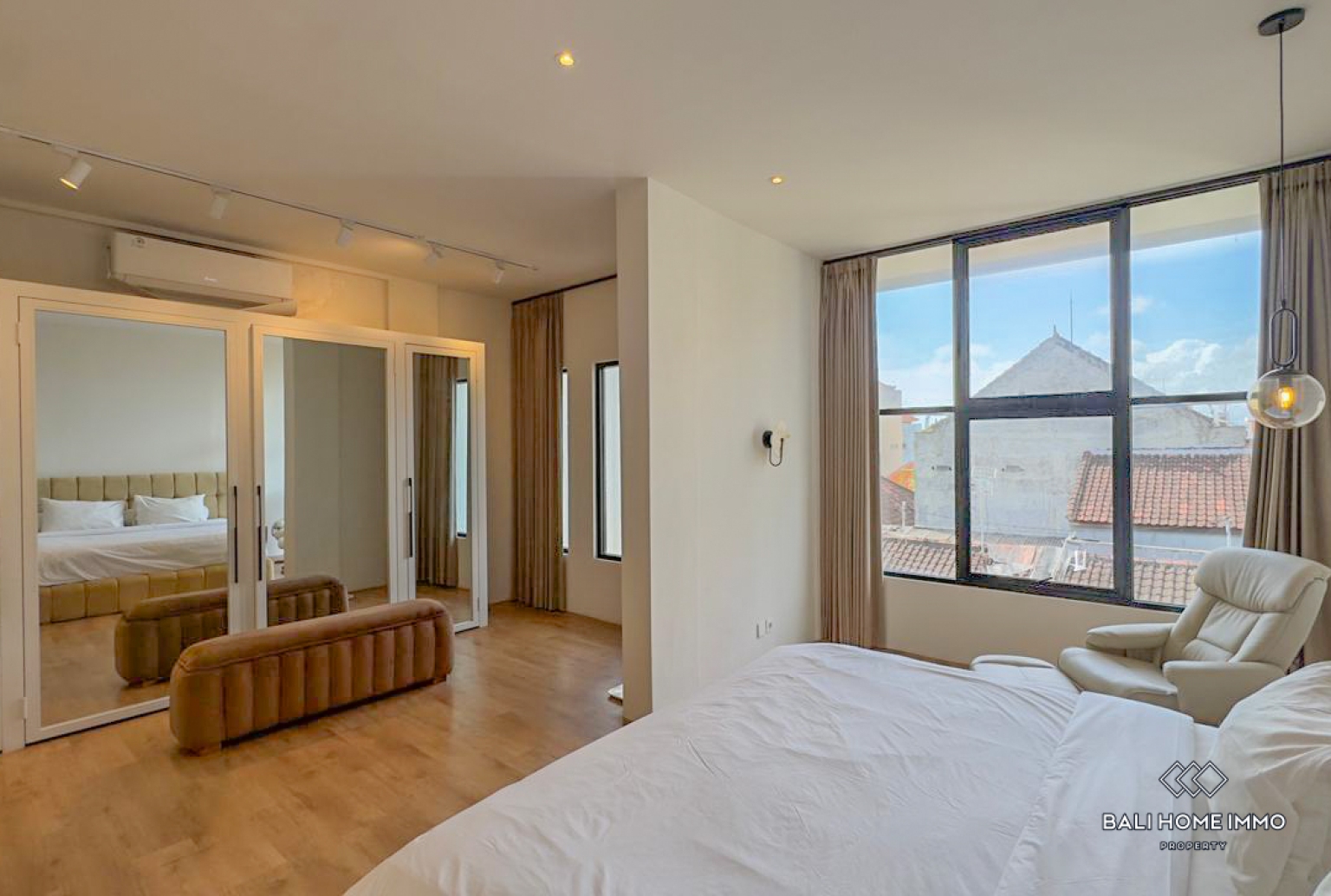 Beautiful 3 Bedrooms villa for yearly rental in Bali Canggu Berawa — image 11