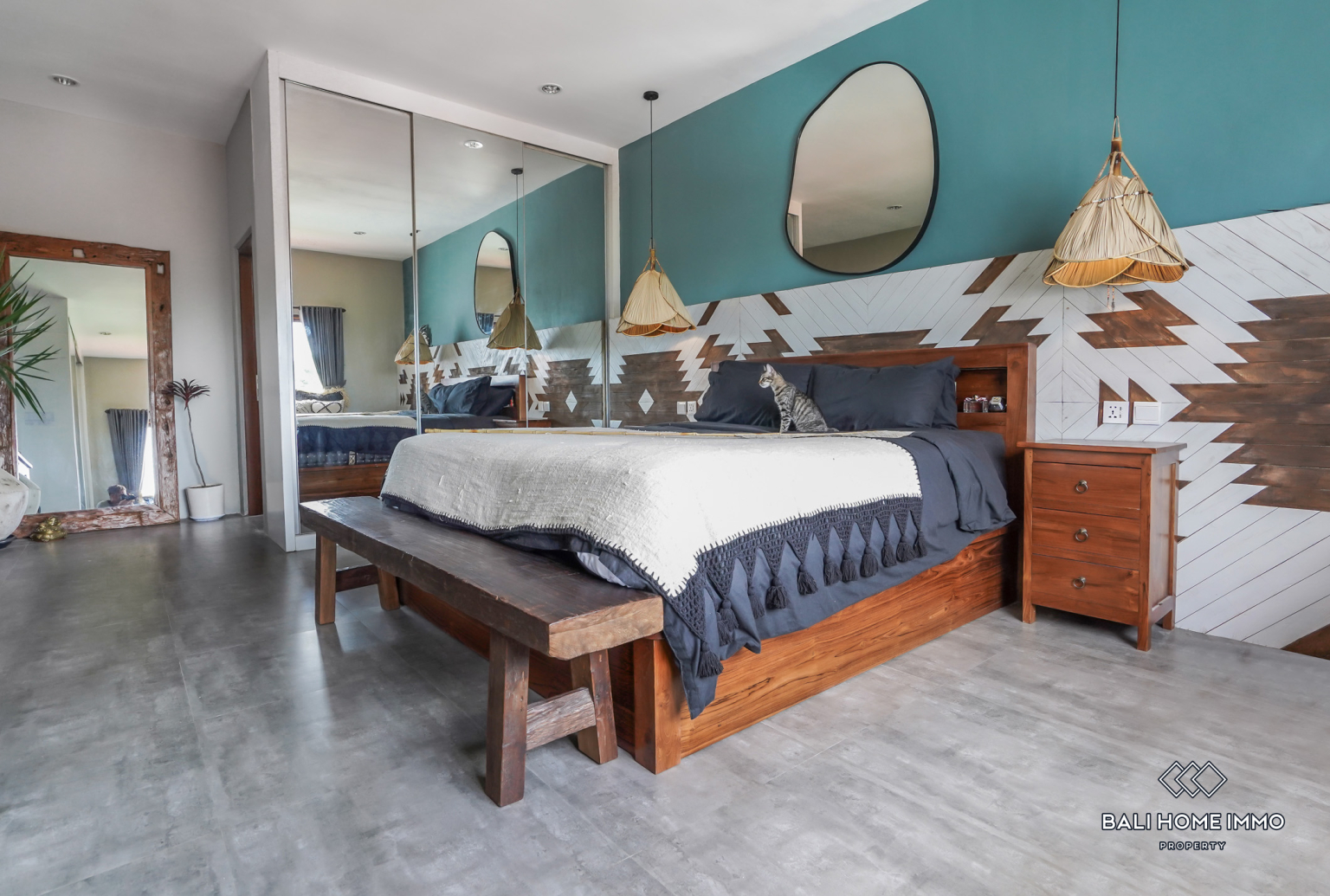 Beautiful 3 bedrooms villa for yearly rental in Bali - Canggu Padang linjong — image 18