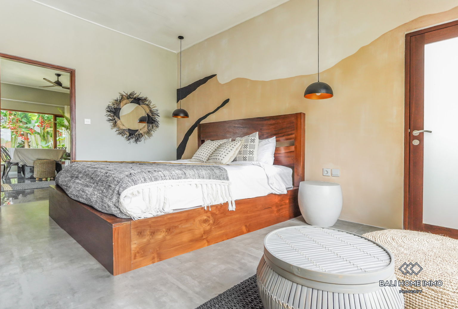 Beautiful 3 bedrooms villa for yearly rental in Bali - Canggu Padang linjong — image 15