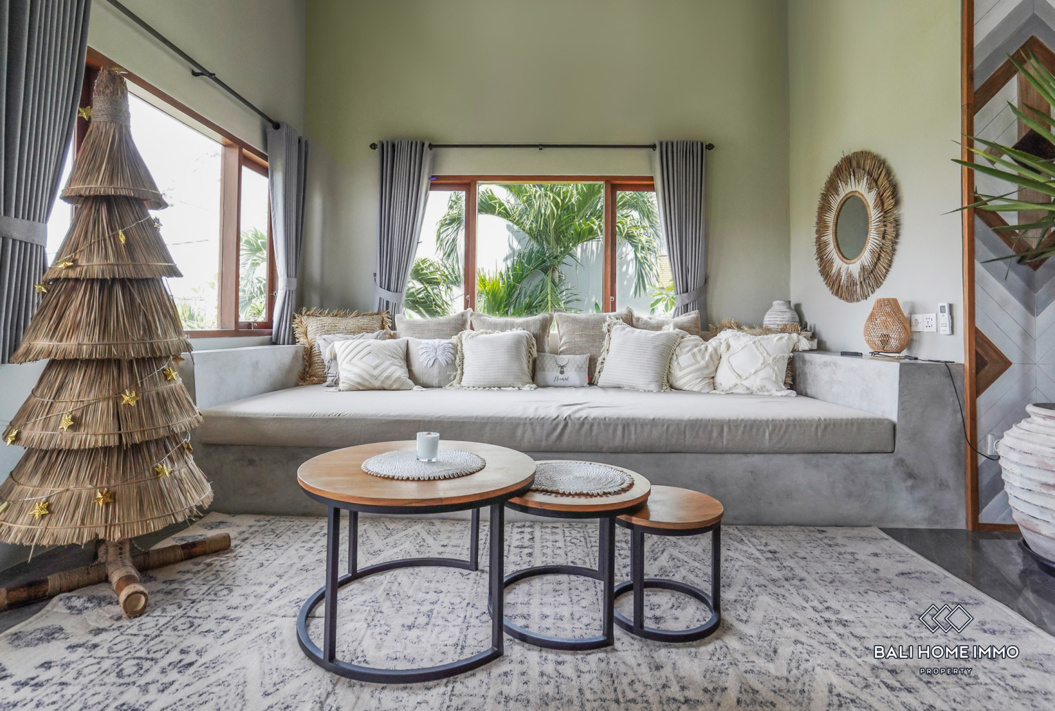 Beautiful 3 bedrooms villa for yearly rental in Bali - Canggu Padang linjong — image 5