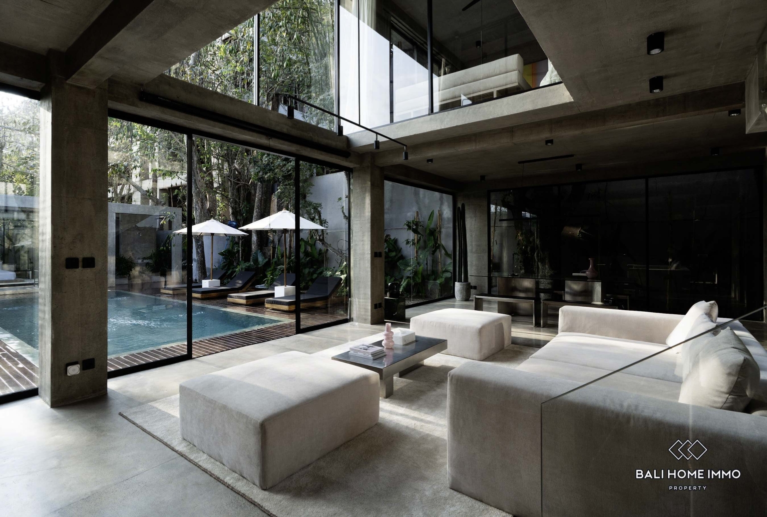 BEAUTIFUL 5 BEDROOMS VILLA FOR YEARLY & MONTHLY RENTAL IN ULUWATU - NYANG NYANG — image 6