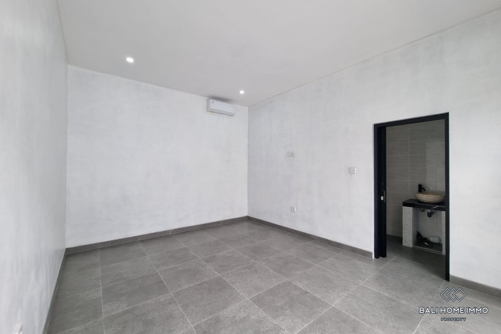 Brand New 2 Bedroom Villa for Yearly Rental in Bali Canggu Residential Side — image 7