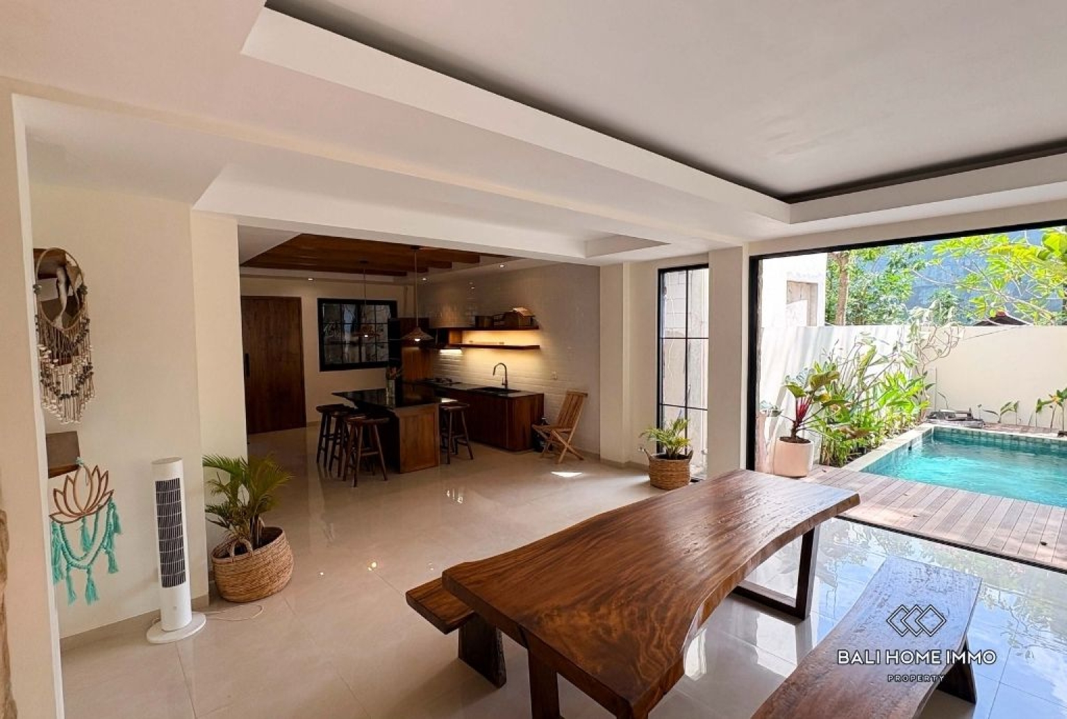 Brand New 2 Bedroom Villa for Yearly Rental in Bali Umalas — image 3