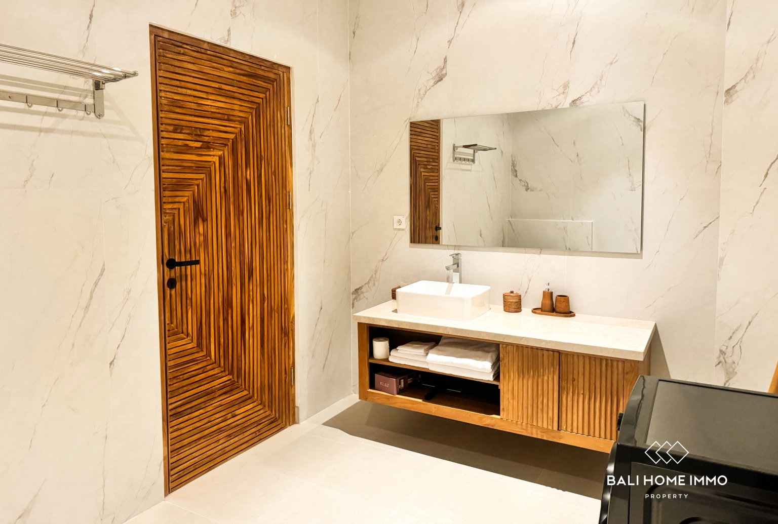 Brand New 2 Bedroom Villa Rice Field View For Rent In Ubud — image 11