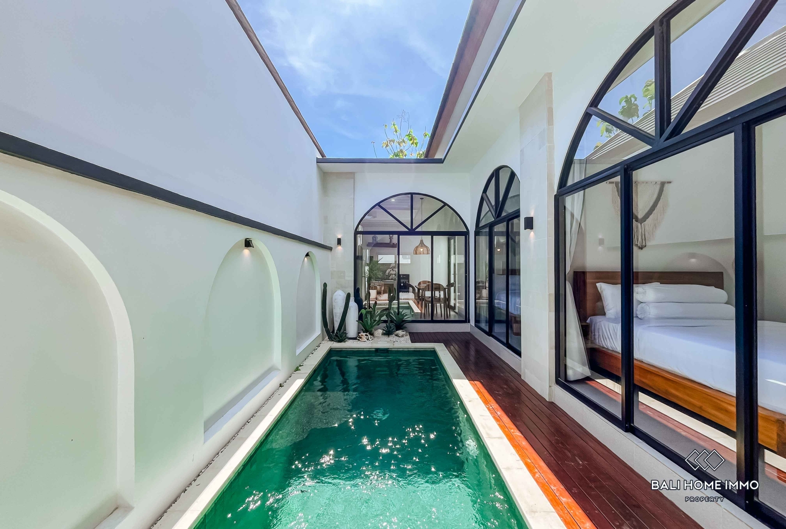 BRAND NEW 2 BEDROOMS VILLA FOR MONTHLY & YEARLY RENTAL IN BALI - BALANGAN — image 1