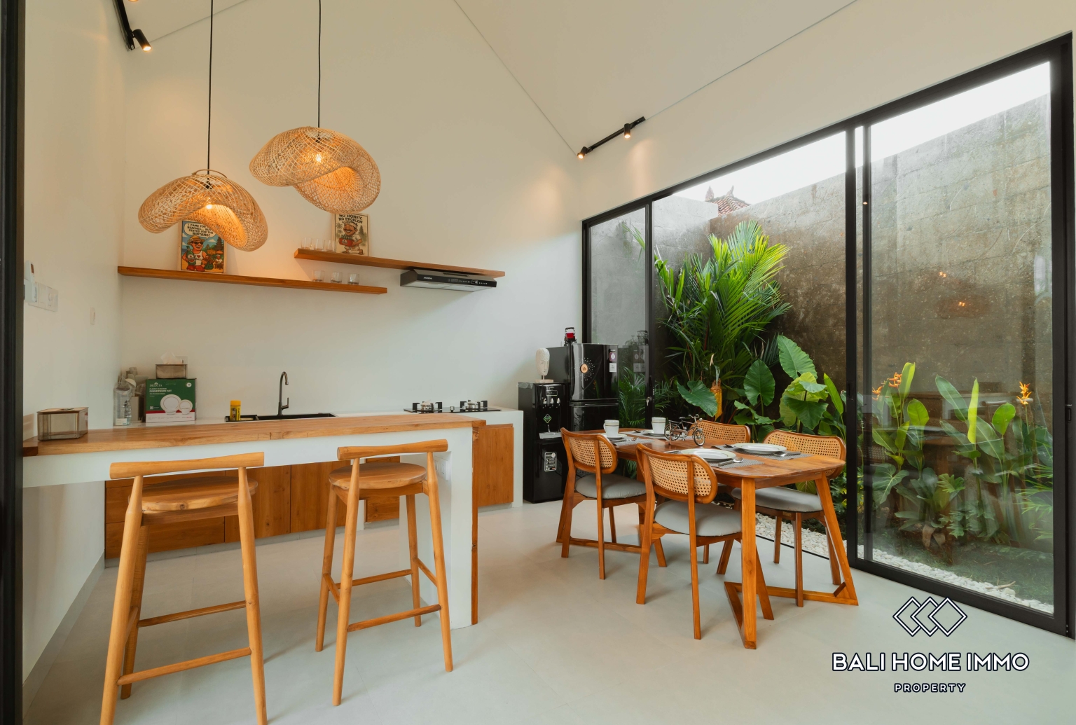 Brand New 3 Bedroom Family Villa For Rent In Canggu Residential Side — image 5