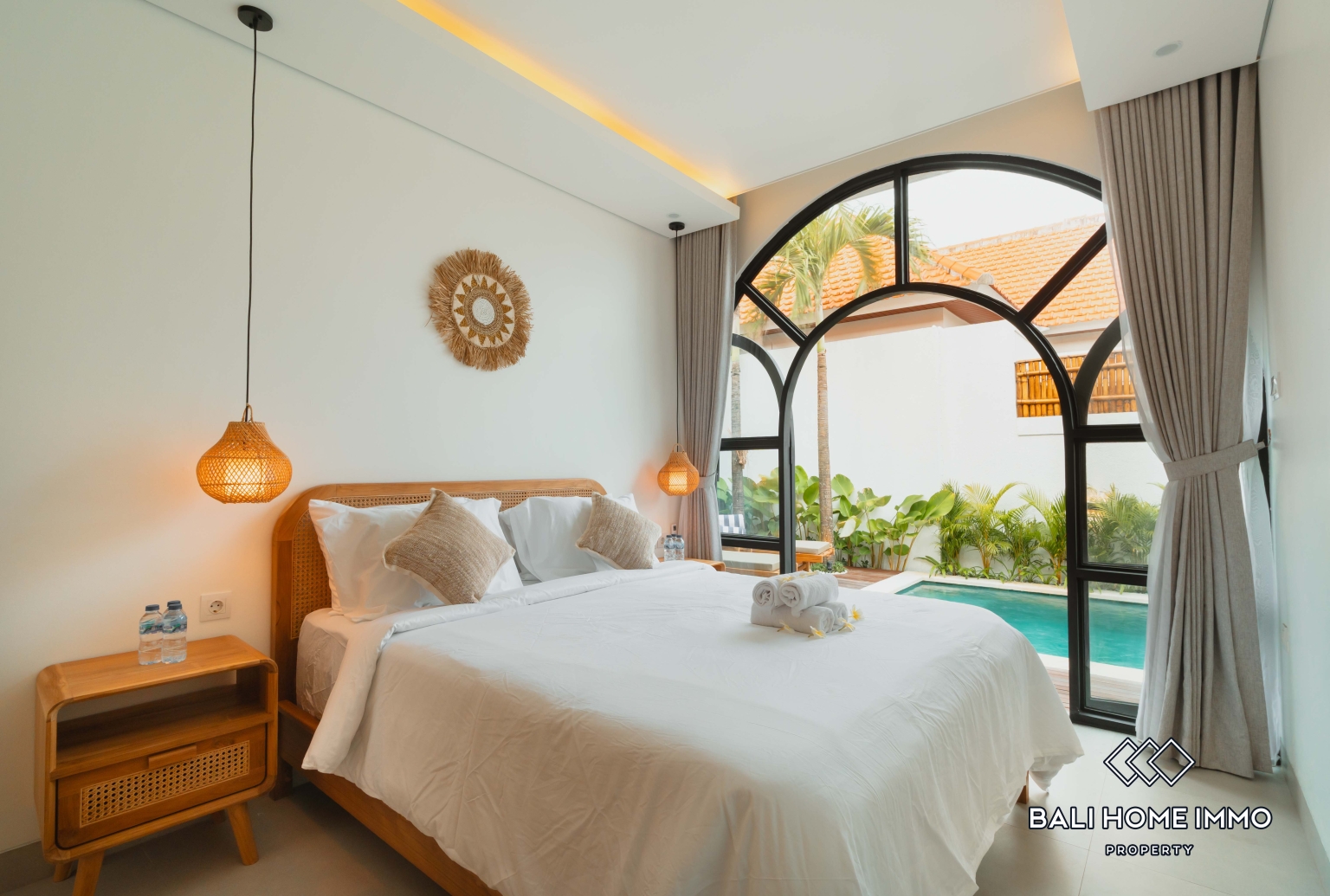 Brand New 3 Bedroom Family Villa For Rent In Canggu Residential Side — image 11