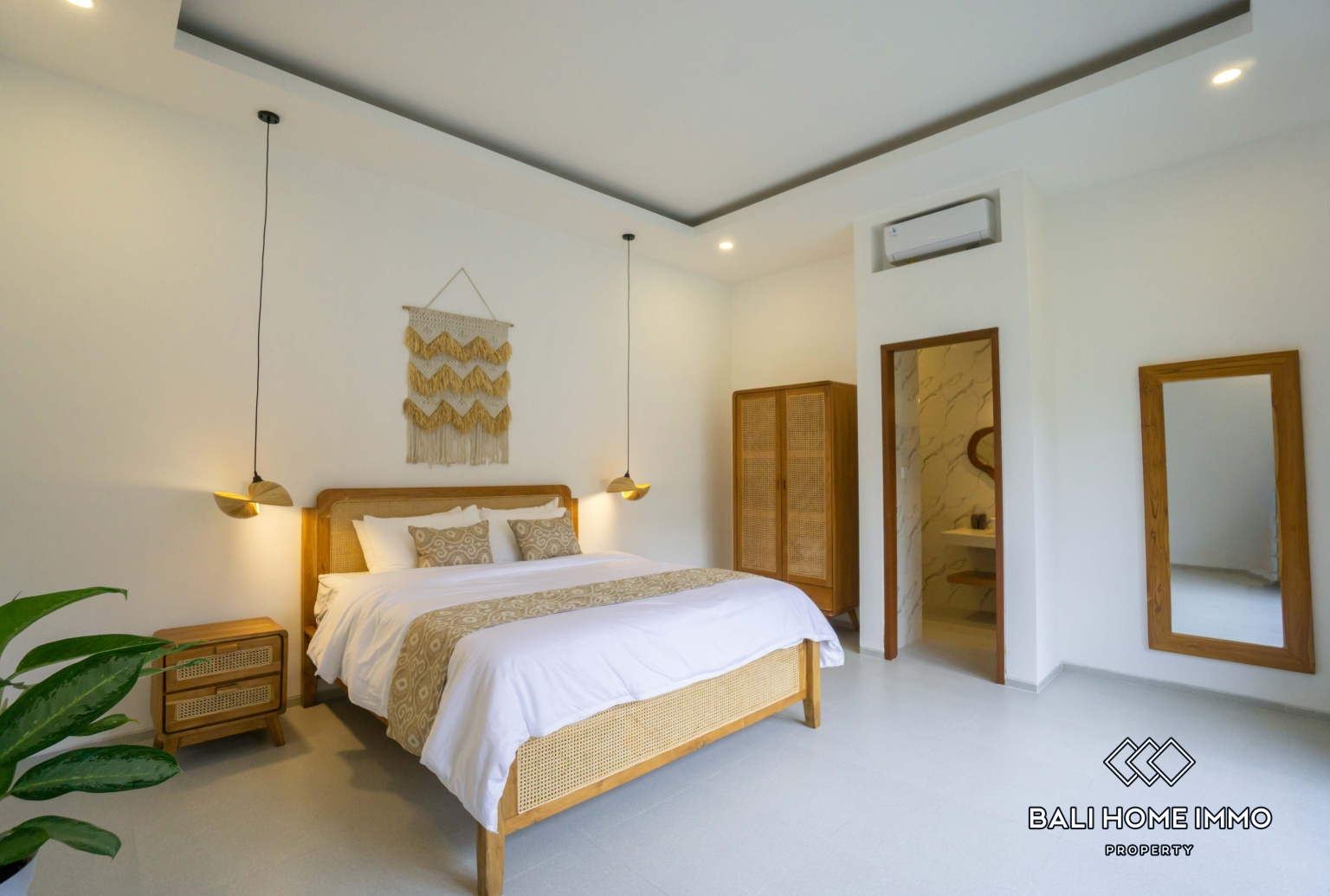 Brand New 3 Bedroom Family Villa for Rent in Umalas — image 8