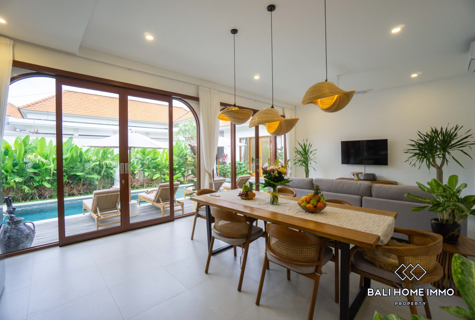 Brand New 3 Bedroom Family Villa for Rent in Umalas — image 3