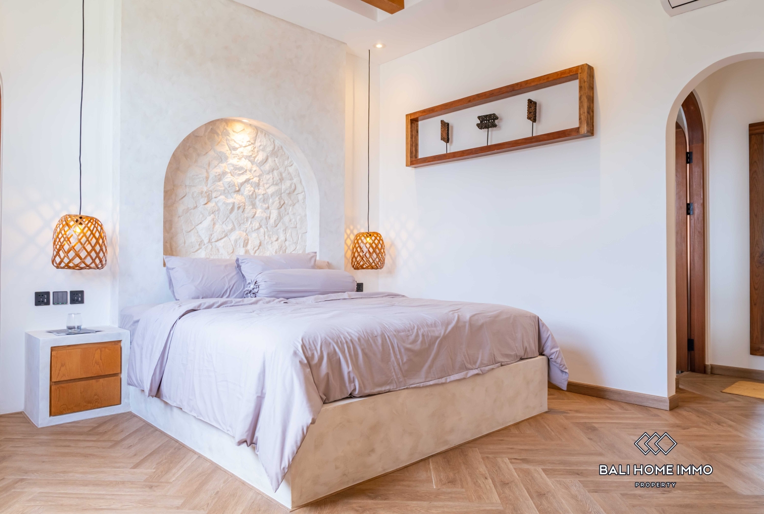 Brand New 3 Bedroom Modern Family Villa for Rent in Umalas — image 10
