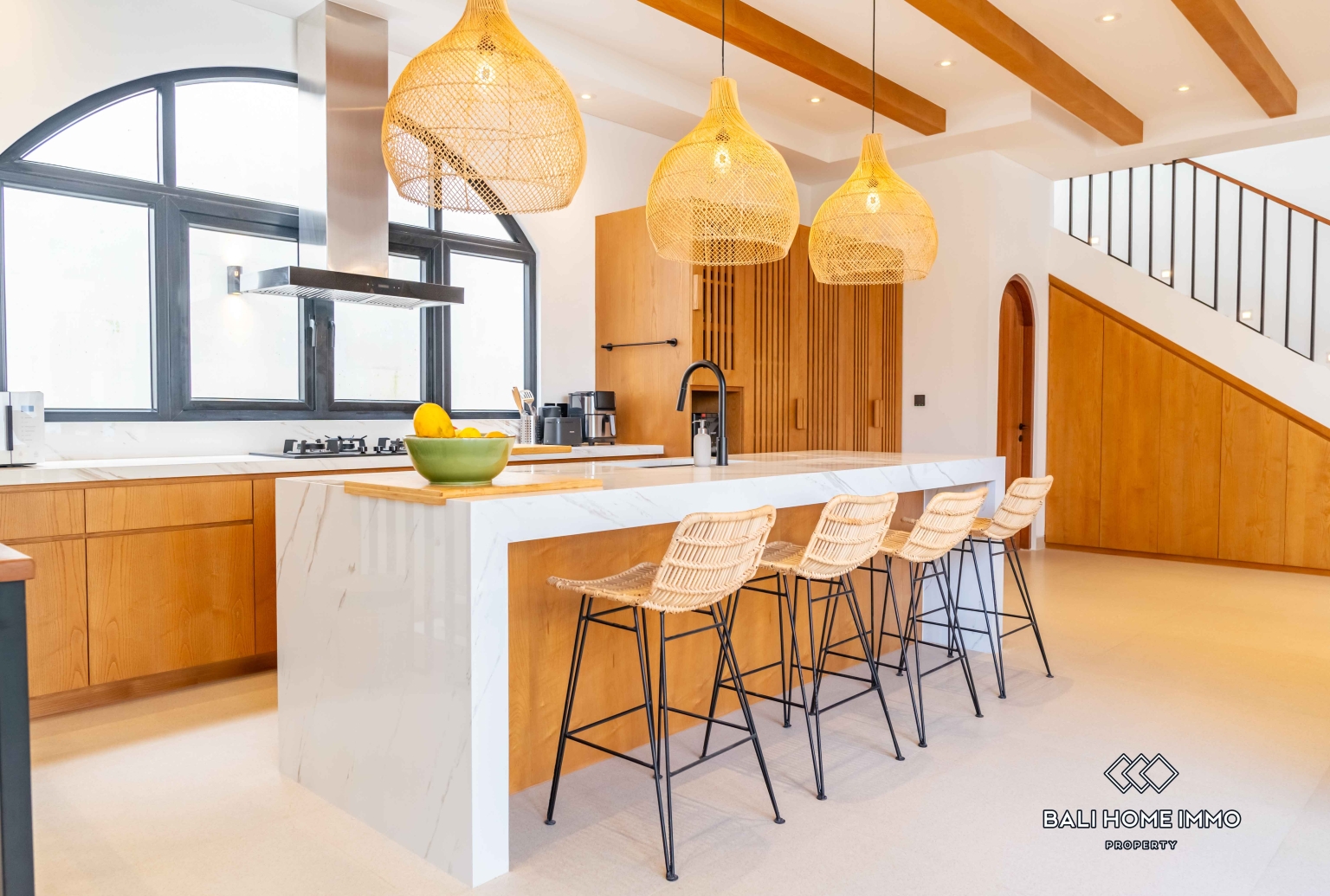 Brand New 3 Bedroom Modern Family Villa for Rent in Umalas — image 3