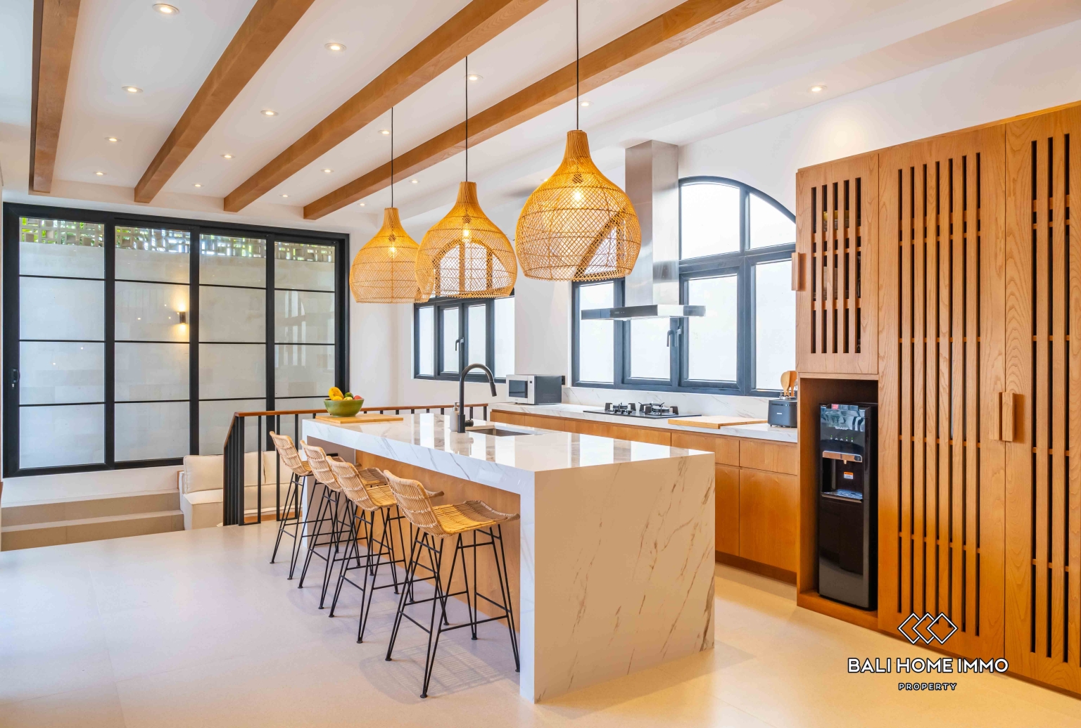 Brand New 3 Bedroom Modern Family Villa for Rent in Umalas — image 5