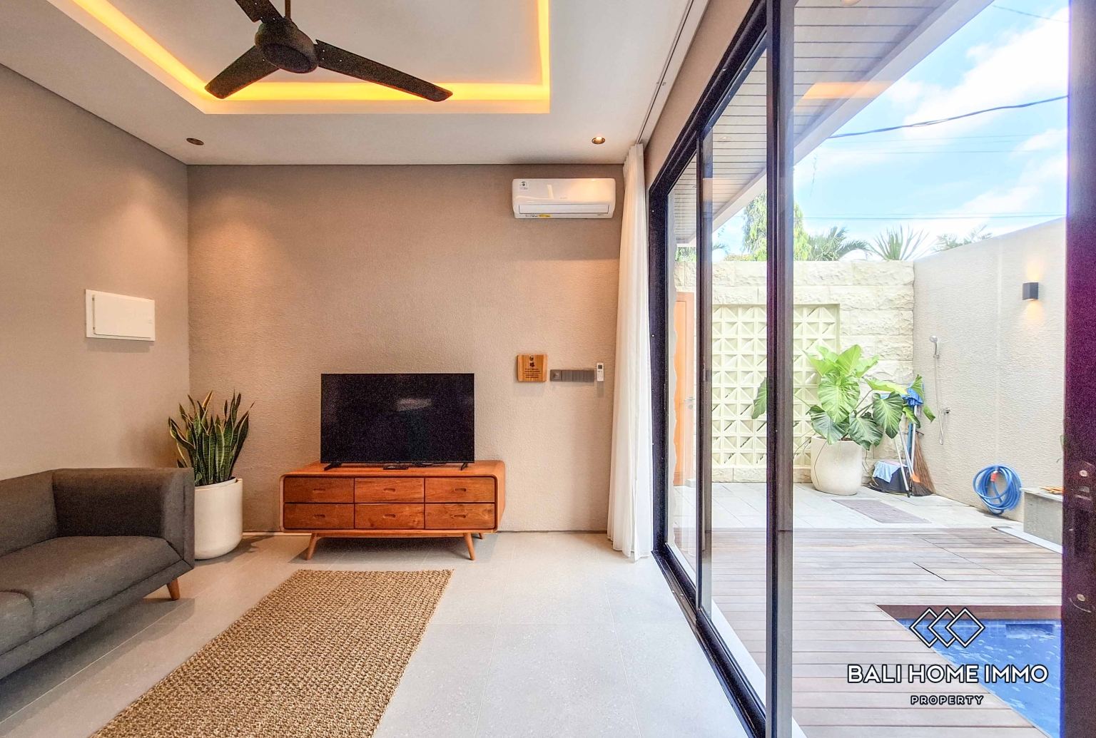 Brand New 3 Bedroom Villa for Rent in Umalas — image 1
