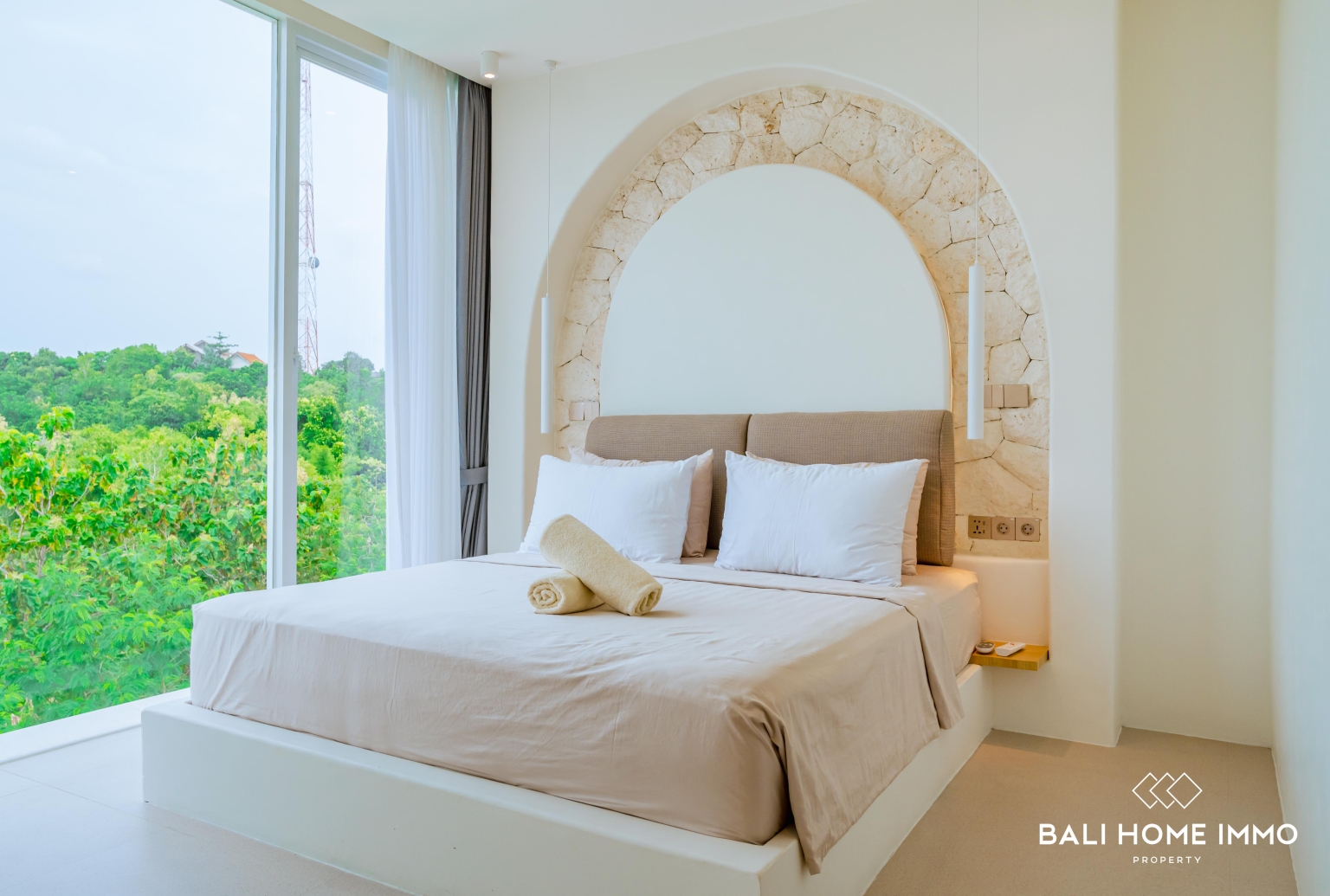 BRAND NEW 3 BEDROOMS VILLA FOR MONTHLY RENTAL IN BALI - PANDAWA — image 15