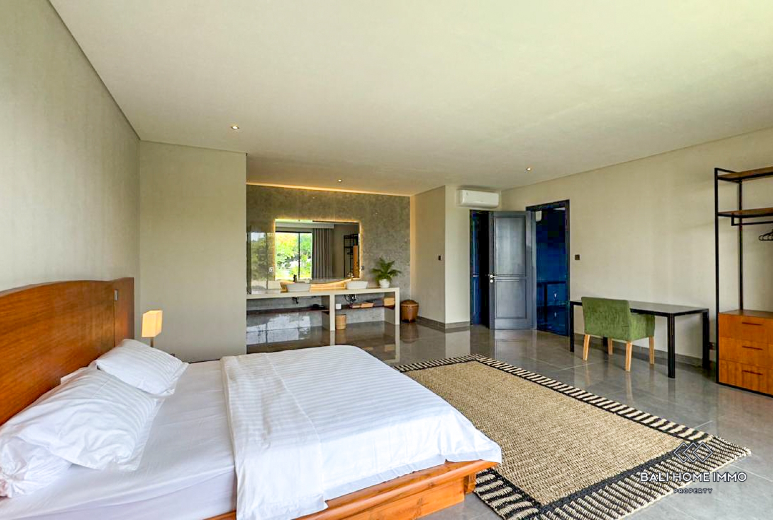 Brand new 3 Bedrooms villa for rentals in Bali Seminyak residential side — image 13