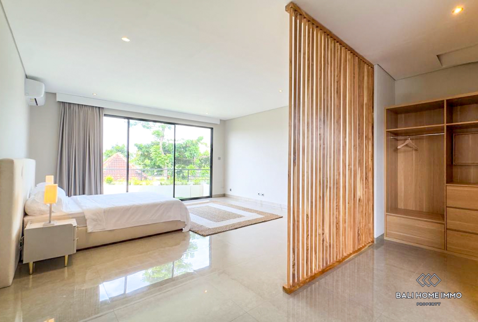 Brand new 3 Bedrooms villa for rentals in Bali Seminyak residential side — image 15
