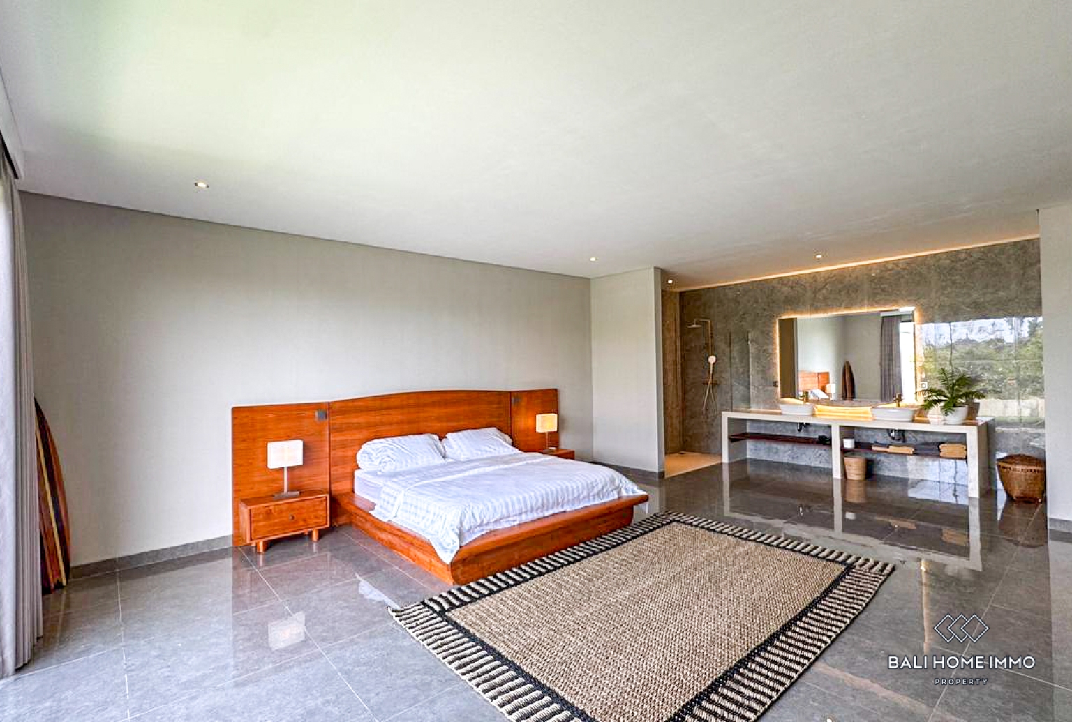 Brand new 3 Bedrooms villa for rentals in Bali Seminyak residential side — image 12