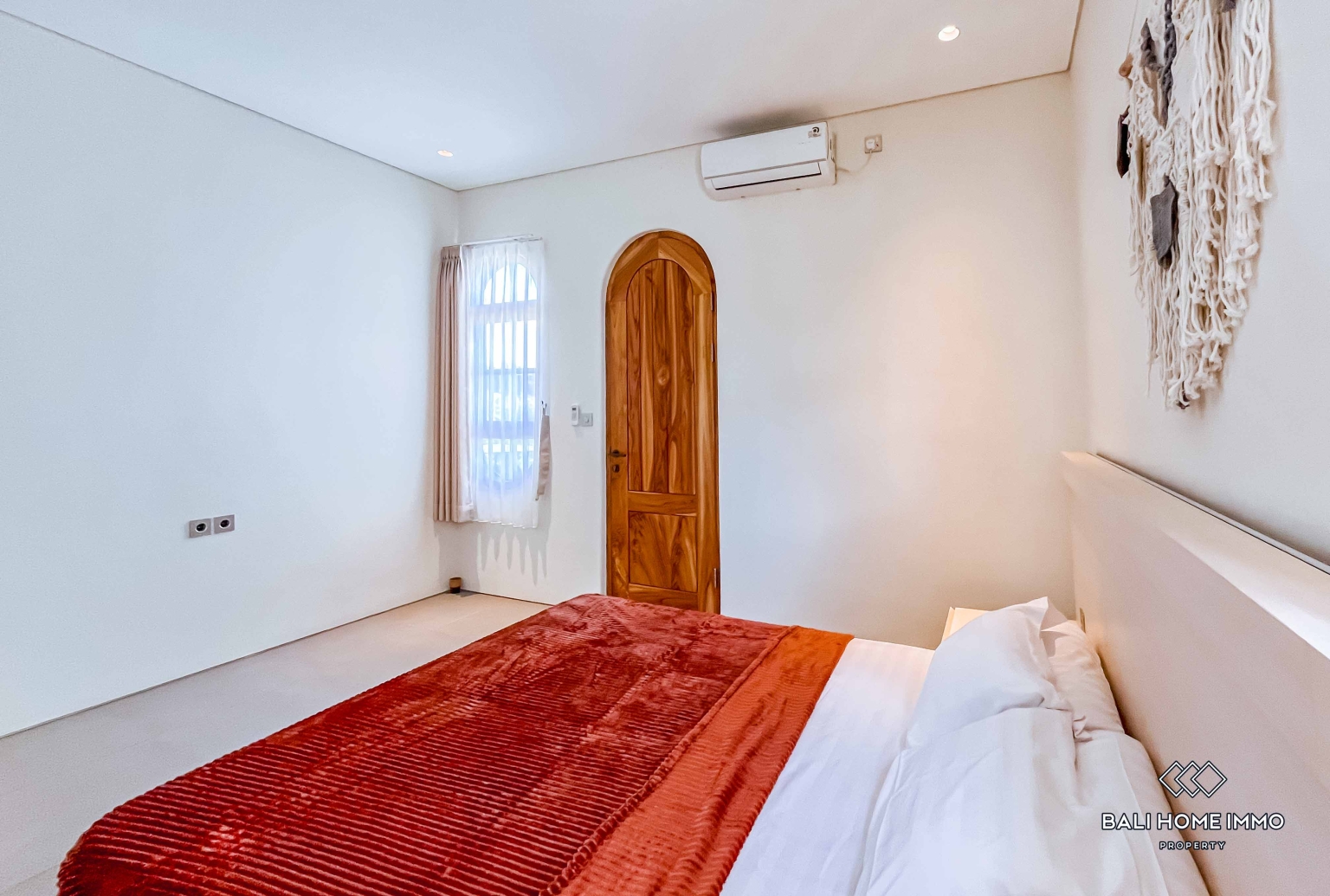 BRAND NEW 3 BEDROOMS VILLA FOR YEARLY AND MONTHLY RENTAL IN BALI - PANDAWA — image 10