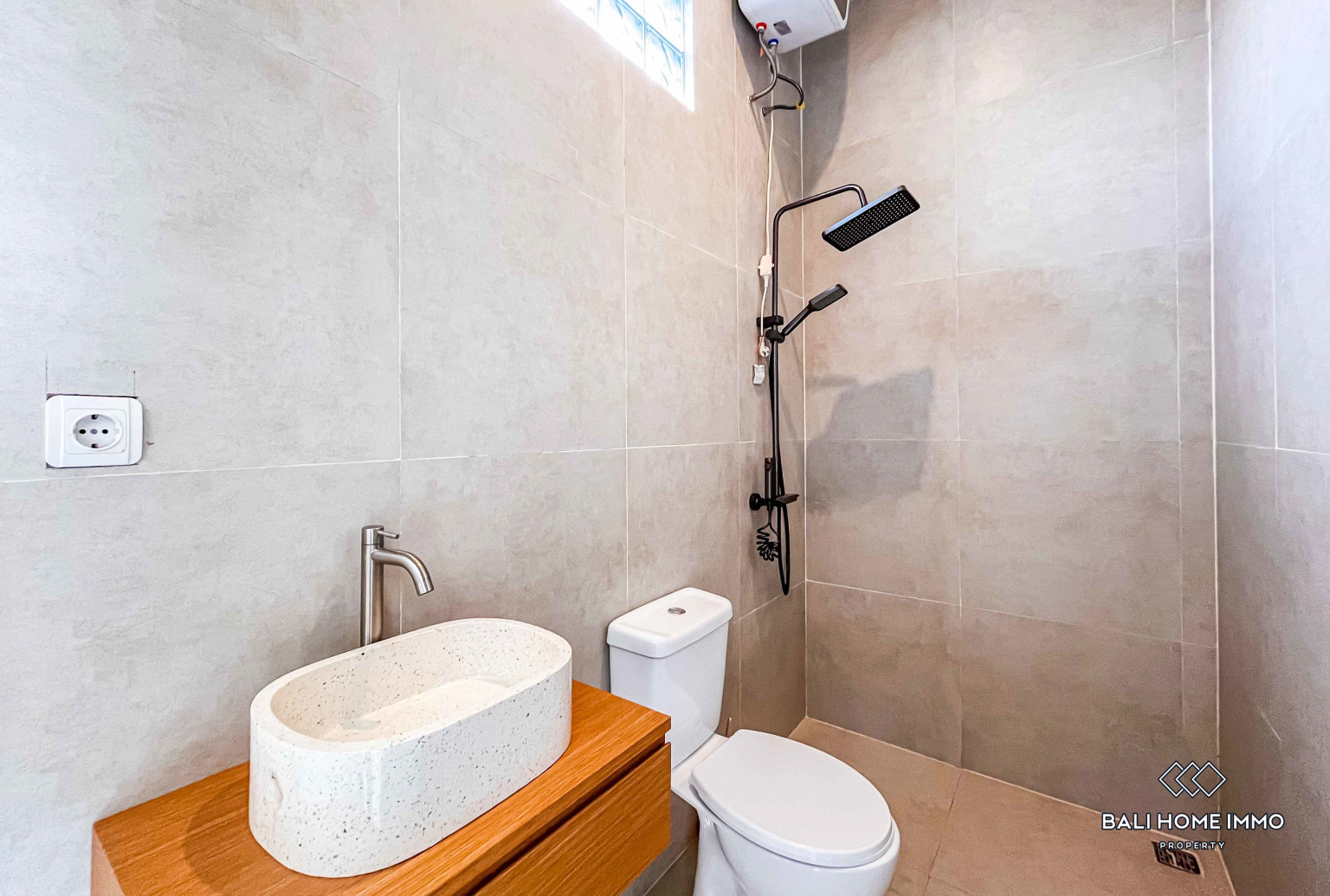 BRAND NEW 3 BEDROOMS VILLA FOR YEARLY & MONTHLY RENTAL IN BALI - PANDAWA — image 16