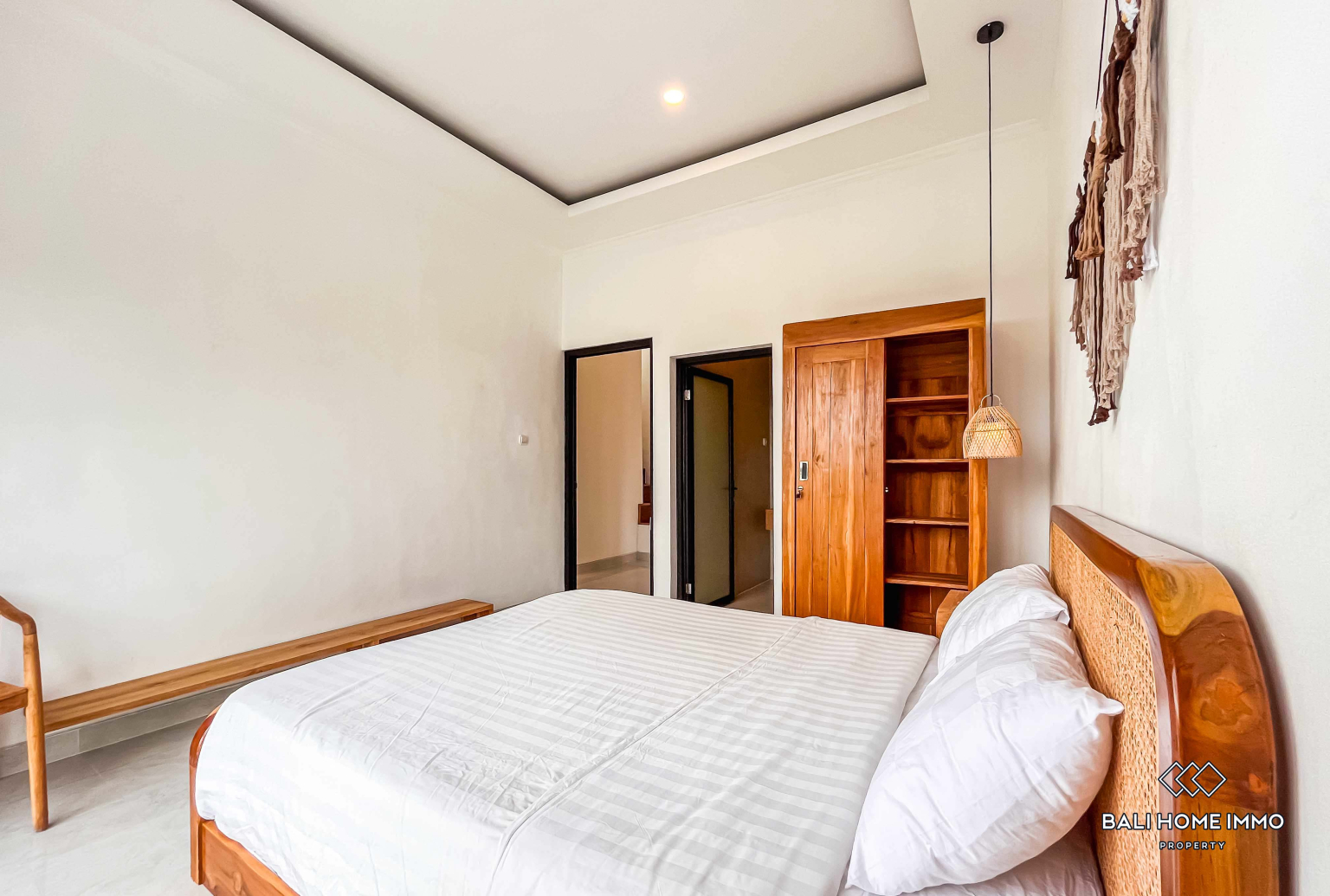 BRAND NEW 3 BEDROOMS VILLA FOR YEARLY & MONTHLY RENTAL IN BALI - PANDAWA — image 15