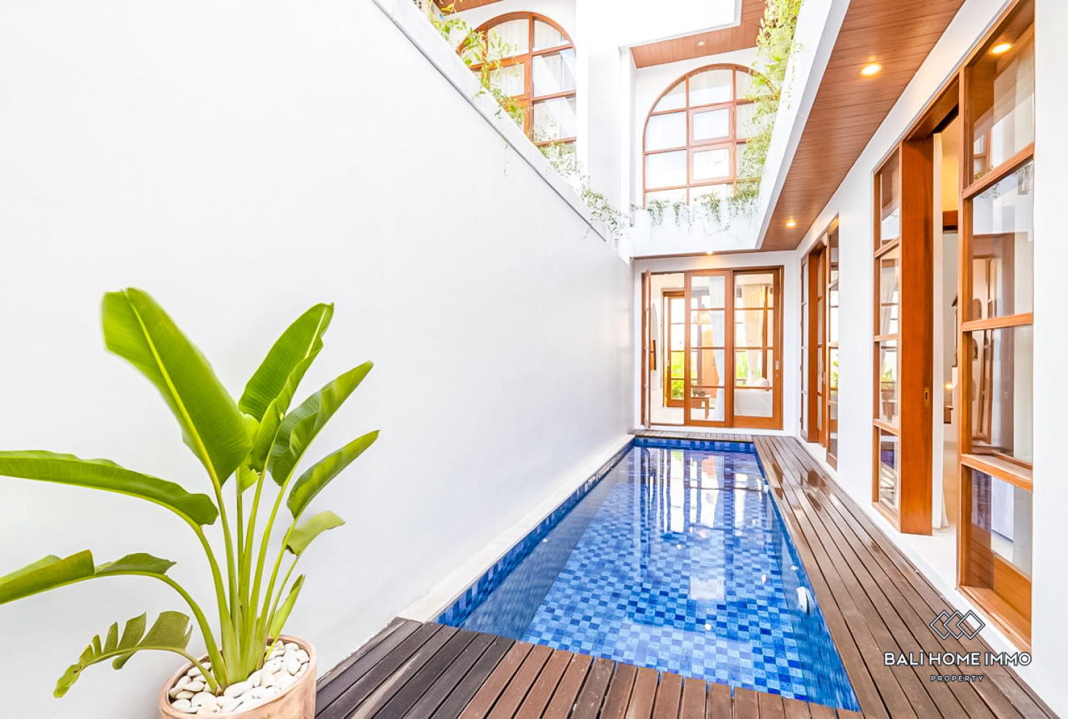 BRAND NEW 3 BEDROOMS VILLA FOR YEARLY & MONTHLY RENTAL IN BALI - UNGASAN — image 1
