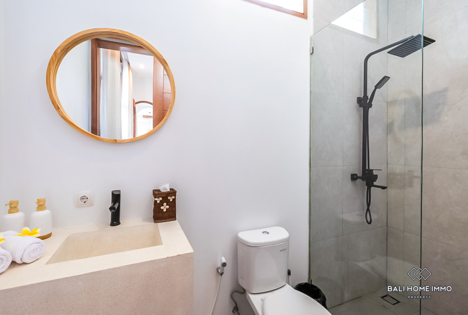 BRAND NEW 3 BEDROOMS VILLA FOR YEARLY & MONTHLY RENTAL IN BALI - UNGASAN — image 13