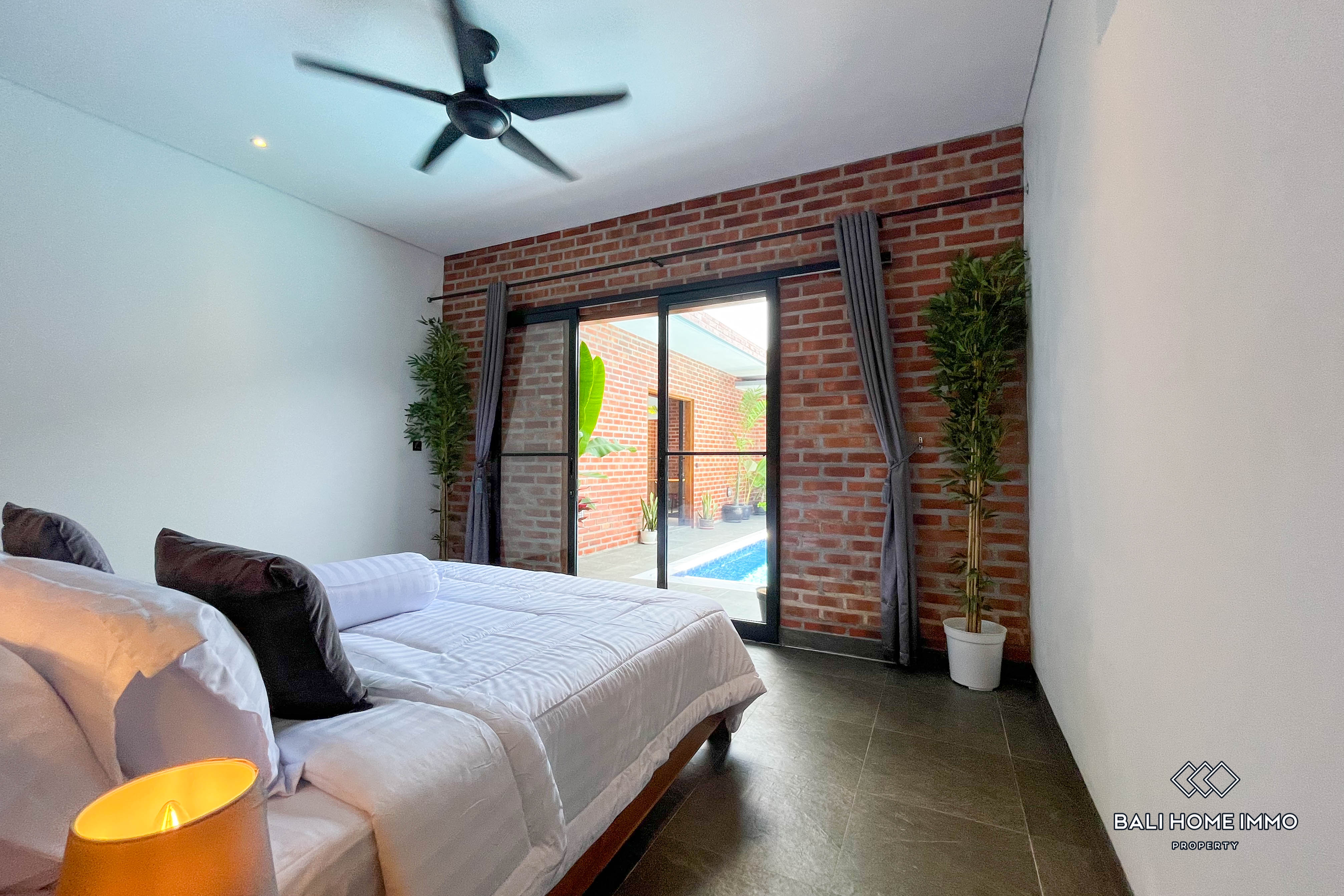 Brand New 4 Bedroom Villa for Rent in Kerobokan — image 11