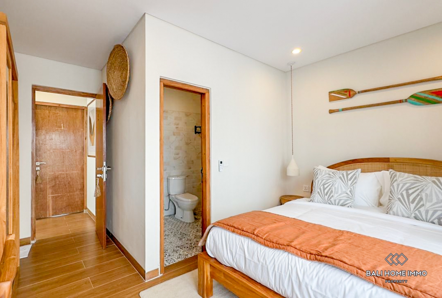 Brand new 4 bedrooms villa for rent in Bali - Canggu residential side — image 13
